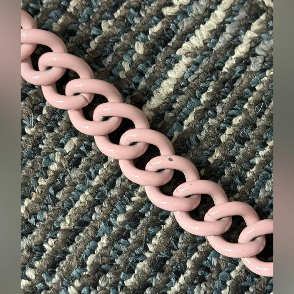 Gucci Calfskin Matelasse Monochrome GG Marmont Chain belt Bag in Perfect Pink - Picture 10 of 16